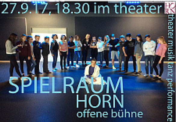 Werbebild des Stücks mit Titel und Datum