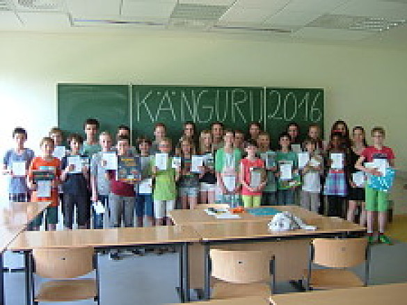 Gruppenfoto der Teilnehmer