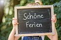 ferien auf tafel geschrieben